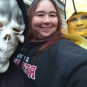 Meet your Posher, Frances